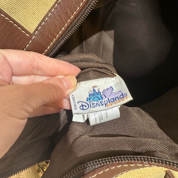 Vintage 1955 Disney Tan Canvas Duffel Bag with Leather Trim and shoulder strap - Picture 2 of 11